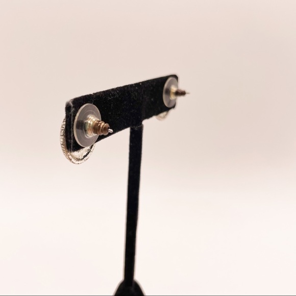 Simple Silver Scroll Design Earrings with Black Beaded Cabochon - Picture 5 of 5